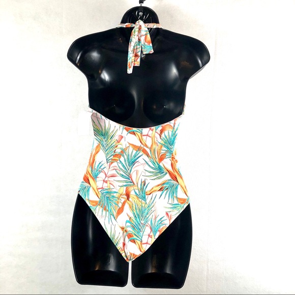 Basta one piece swimming suit Medium halter top - Picture 7 of 8